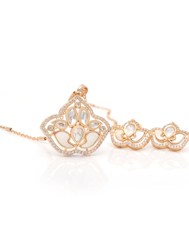 Ivory Lotus Necklace Set