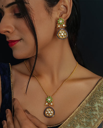 Meenakari Neel Gulab Set