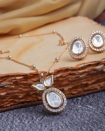 Chand Noor Kundan Set