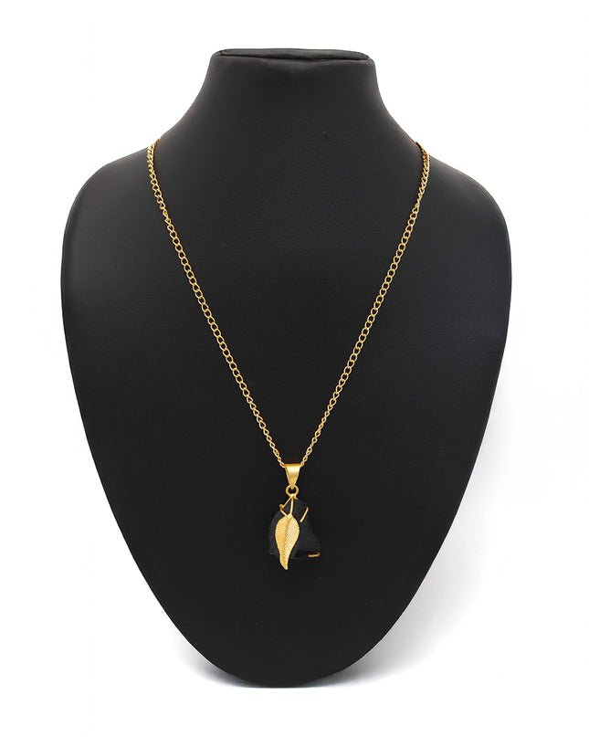 Black Raw Stone Leaf Pendant Necklace – Gold Chain | Nature-Inspired Jewelry