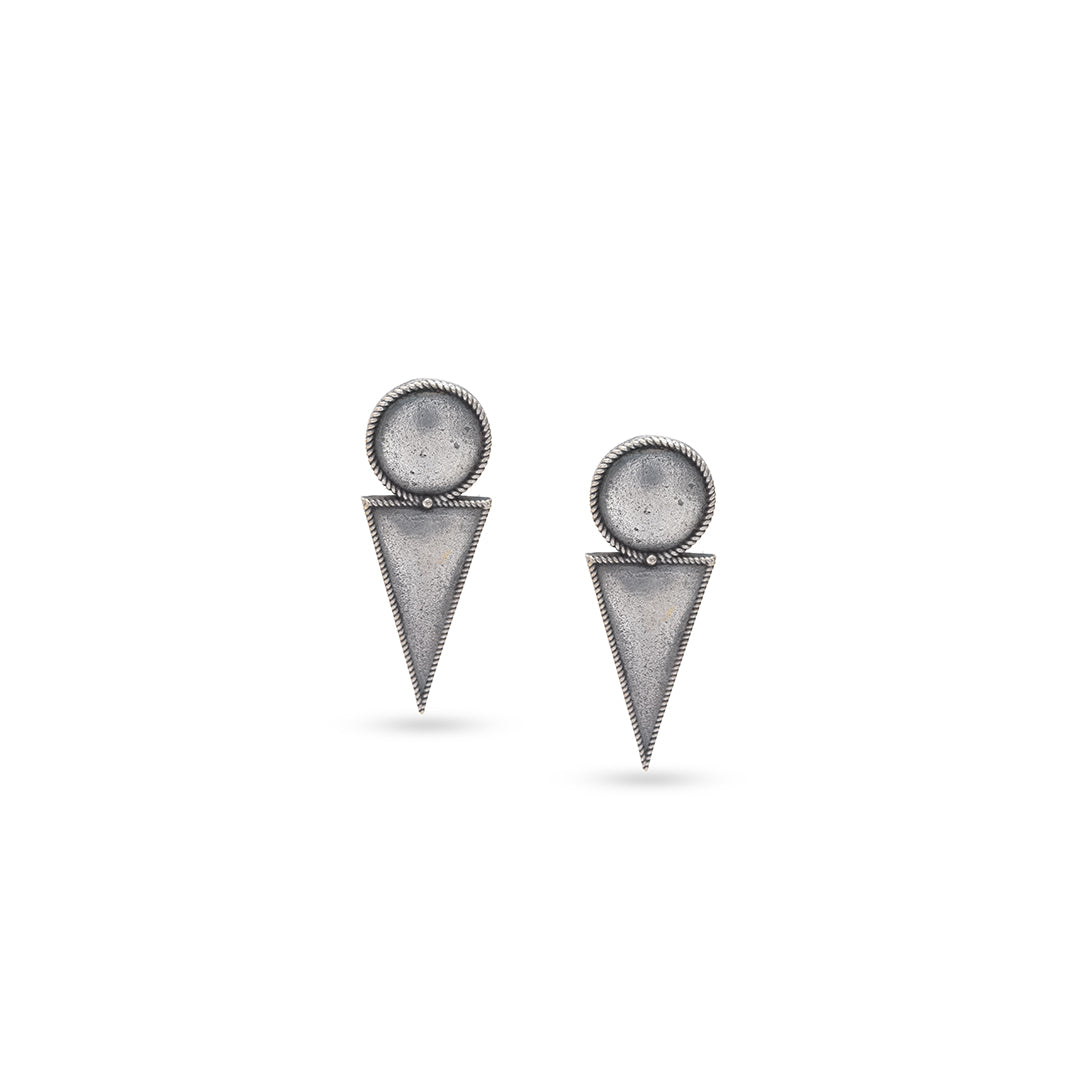 Shakti Shankh Studs