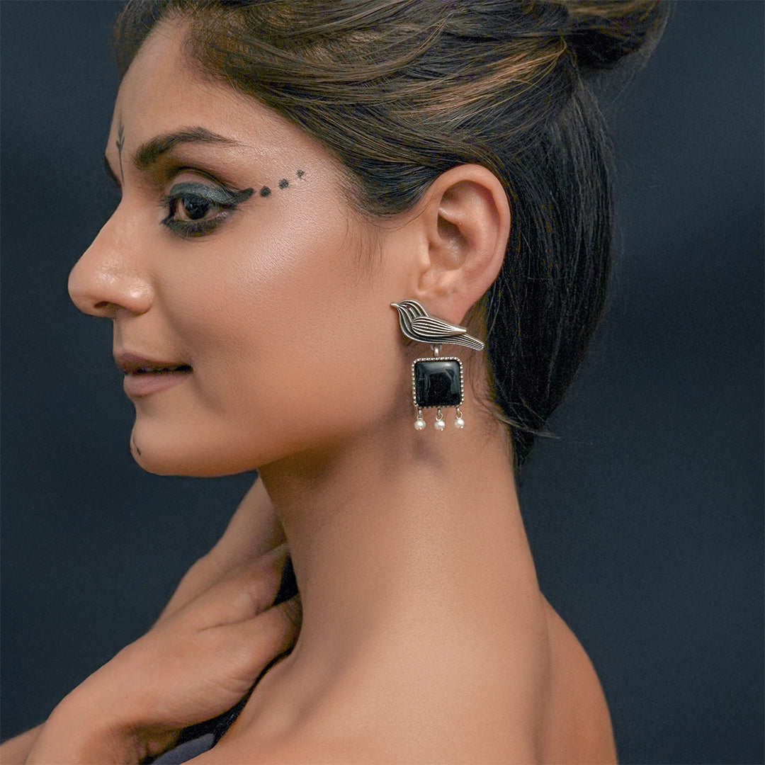Morni Dusk Earrings (Black)