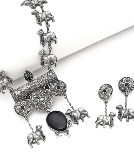 Midnight Cowbell Heritage Necklace Set