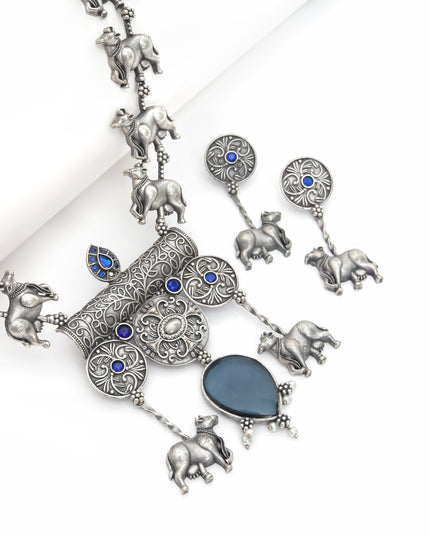 Sapphire Cowbell Heritage Necklace Set