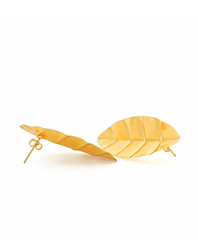 Leaf shaped feather earring