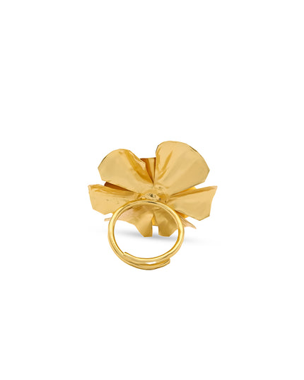 Elegant Leaf Ring