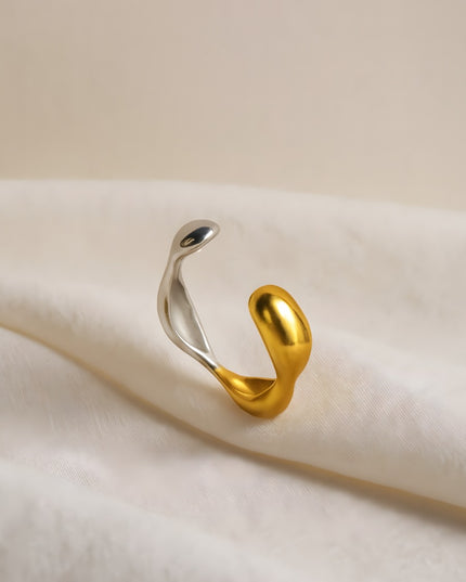 Fluid Twist Open Ring