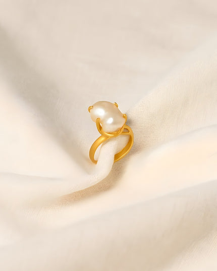 Twin Pearl Bloom Ring