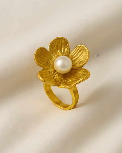 Petal Pearl Ring