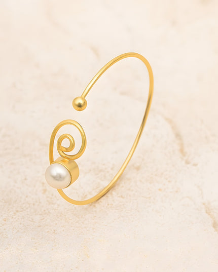 Spiral Grace Pearl Bangle